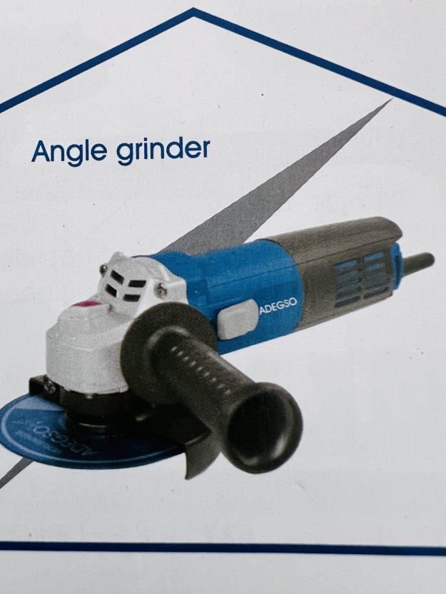 cropped-IMG_1577-1-scaled-1.jpeg Angle grinder size 4 & 4 1/2 - Image 1